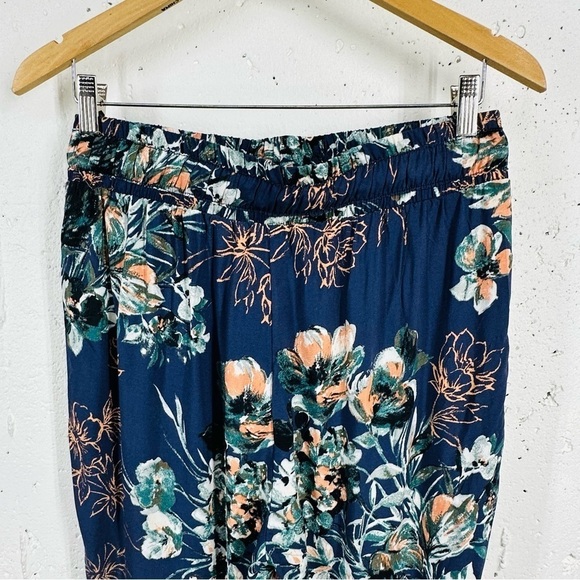 Wanderlux size Medium Navy Blue Floral Pants - Picture 5 of 10